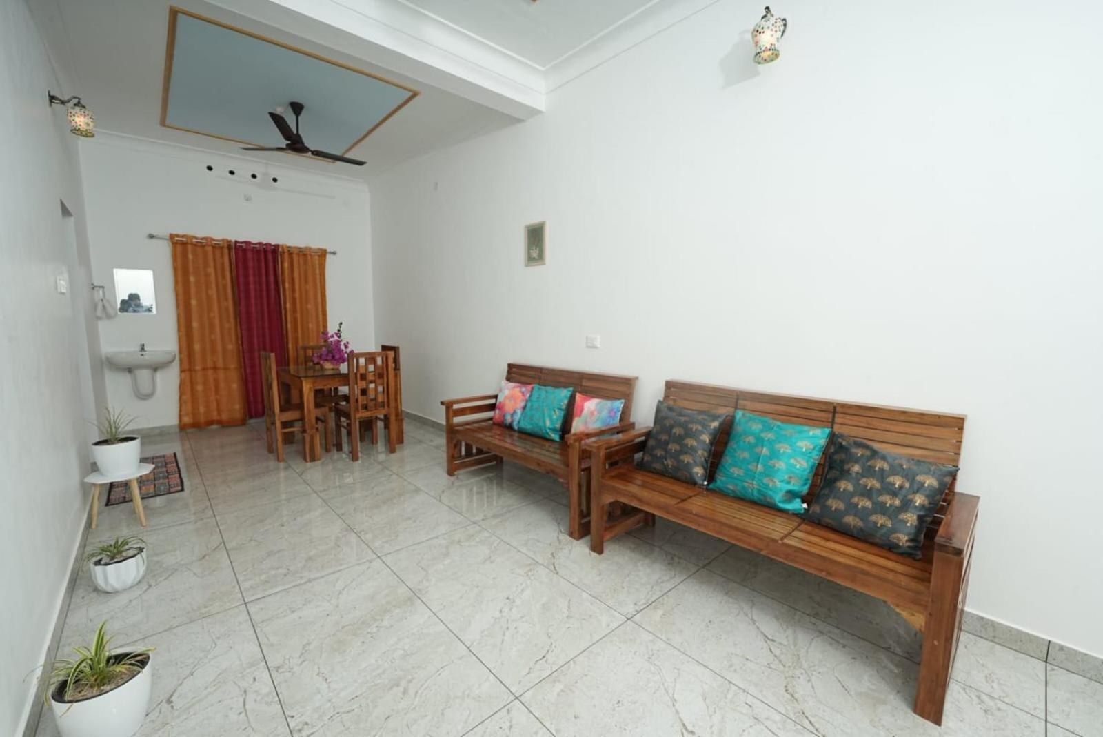 Villa Mantraa Varkala Ngoại thất bức ảnh